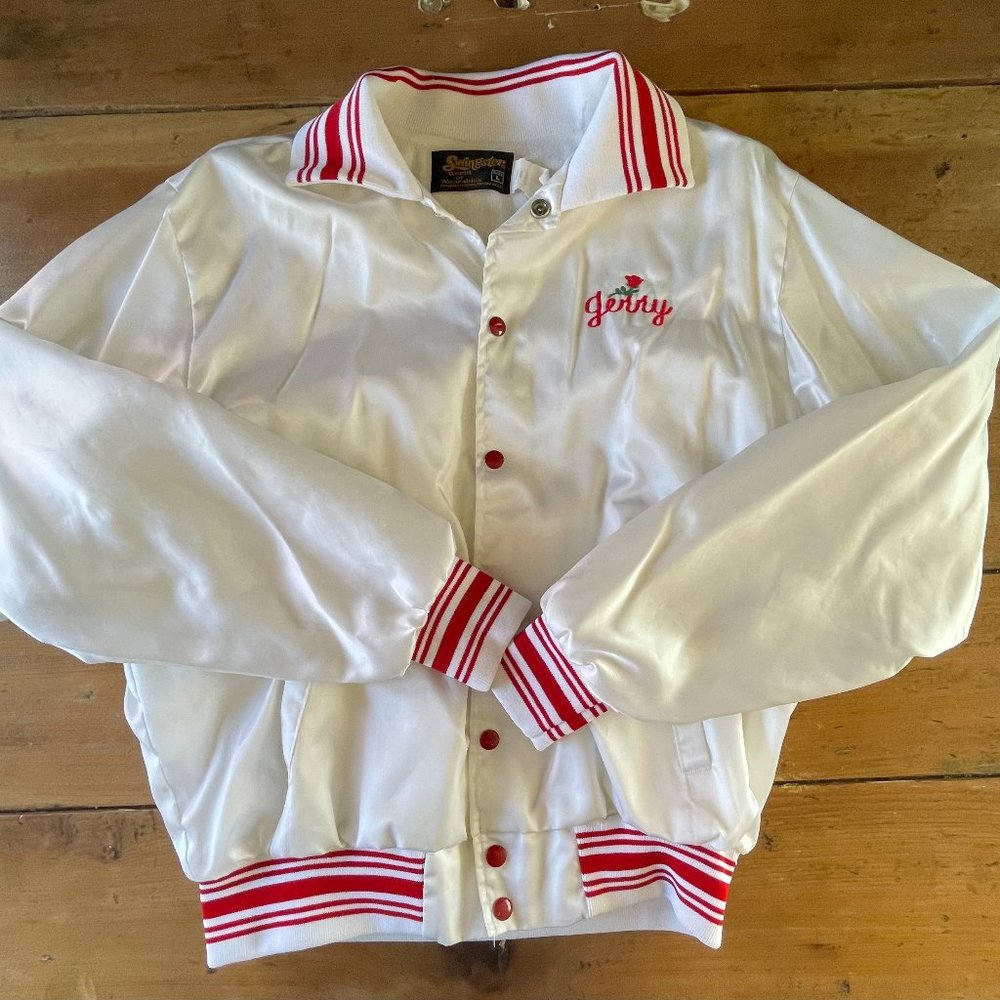 Vintage Swingster White Satin Bomber Jacket Embroidered Size L Made In USA.